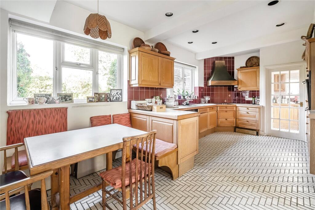 House in Reigate, Meadvale - View 5