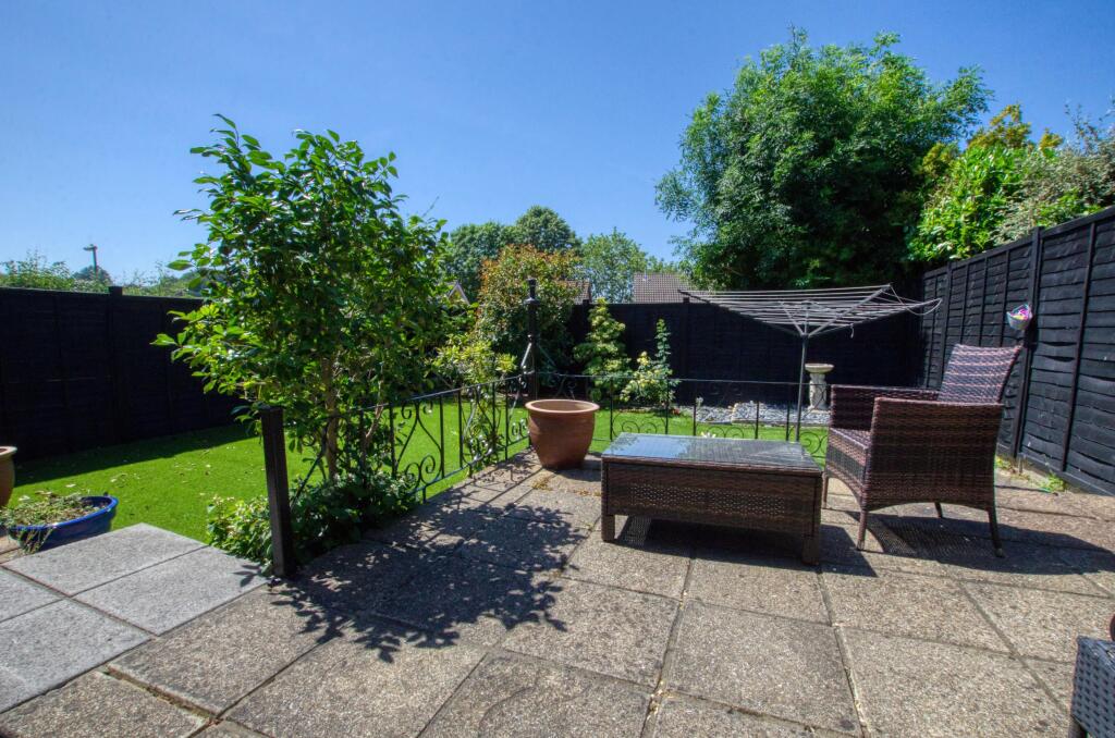 House in Southampton, Chartwell Green, West End - View 4