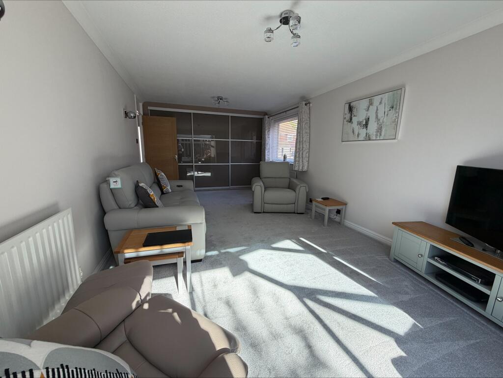 House in Arun, Aldwick - More
