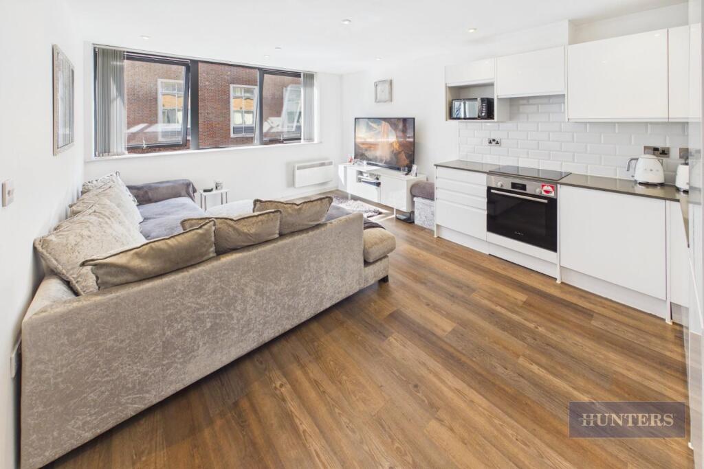 Apartment in Southampton - View 5