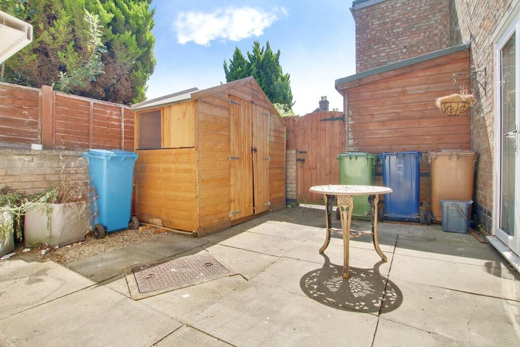 House in Fenland, Chatteris - More