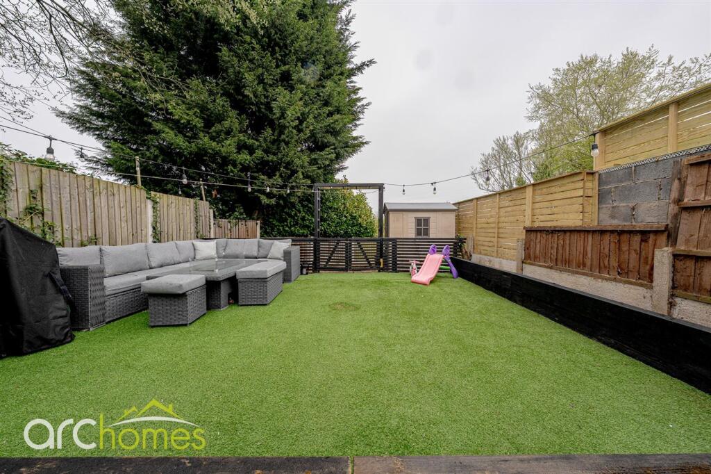 House in Wigan, Greater Manchester - More