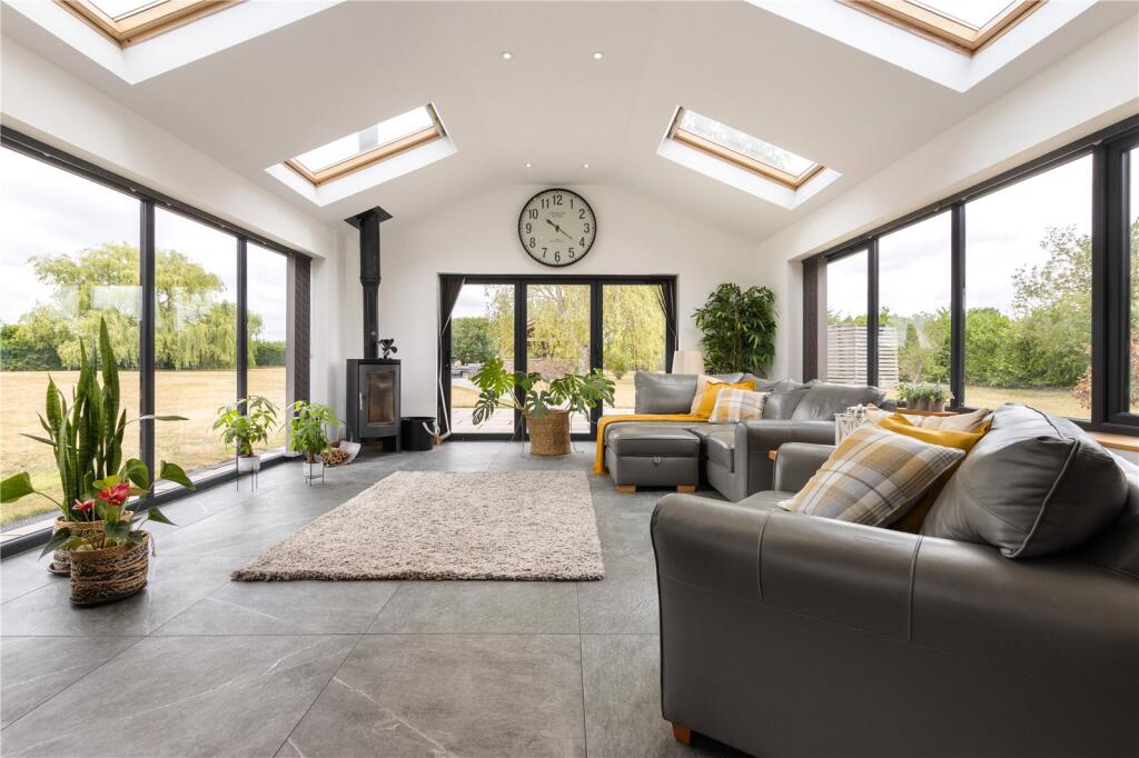House in Doncaster - View 2