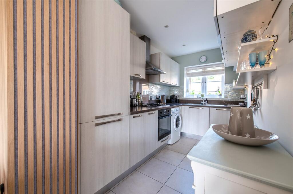 Mallet Avenue, Maidstone, Kent, ME15 photo 3