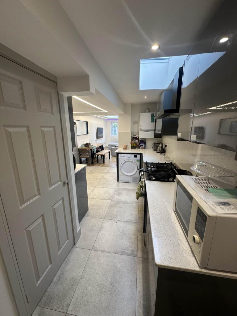 House in Reading - View 2