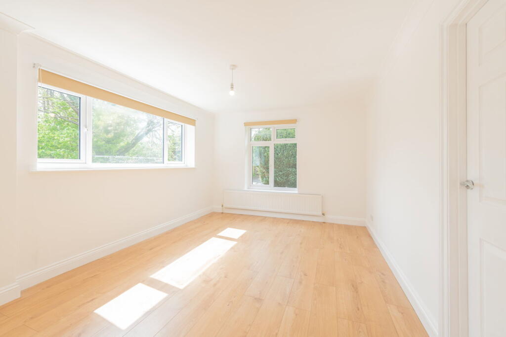 Main image of property: Hill Lane, Southampton, SO15 5DD