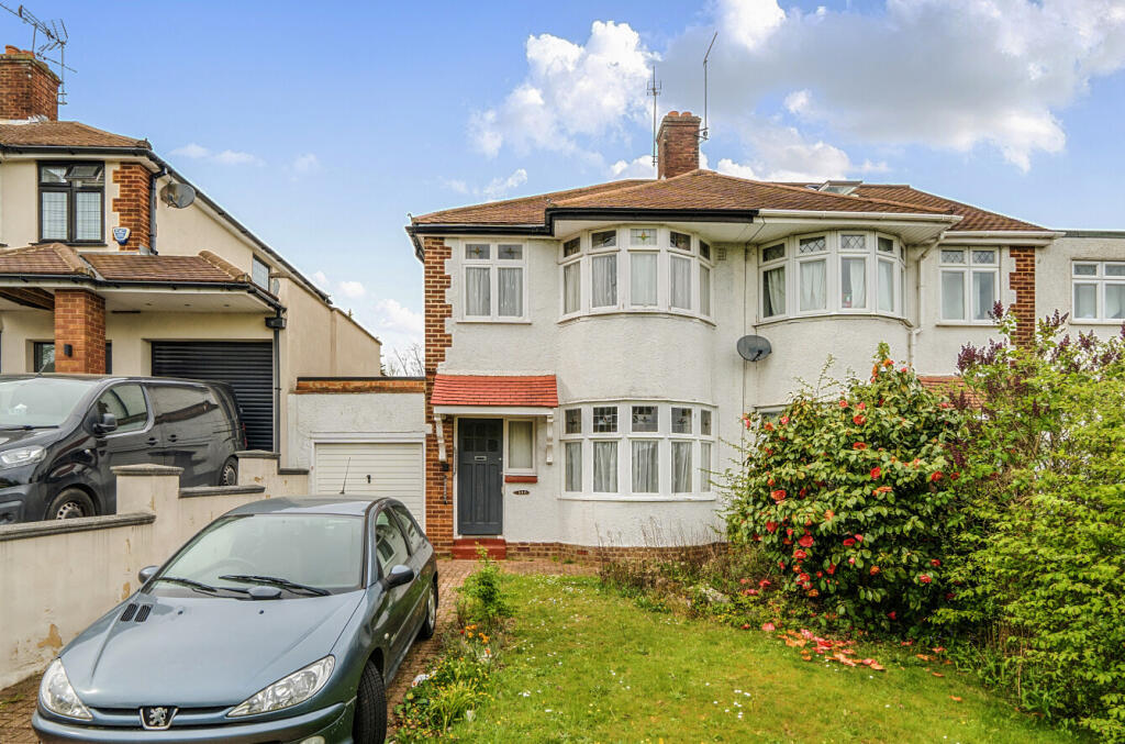 Main image of property: Russell Lane, Whetstone, London, N20