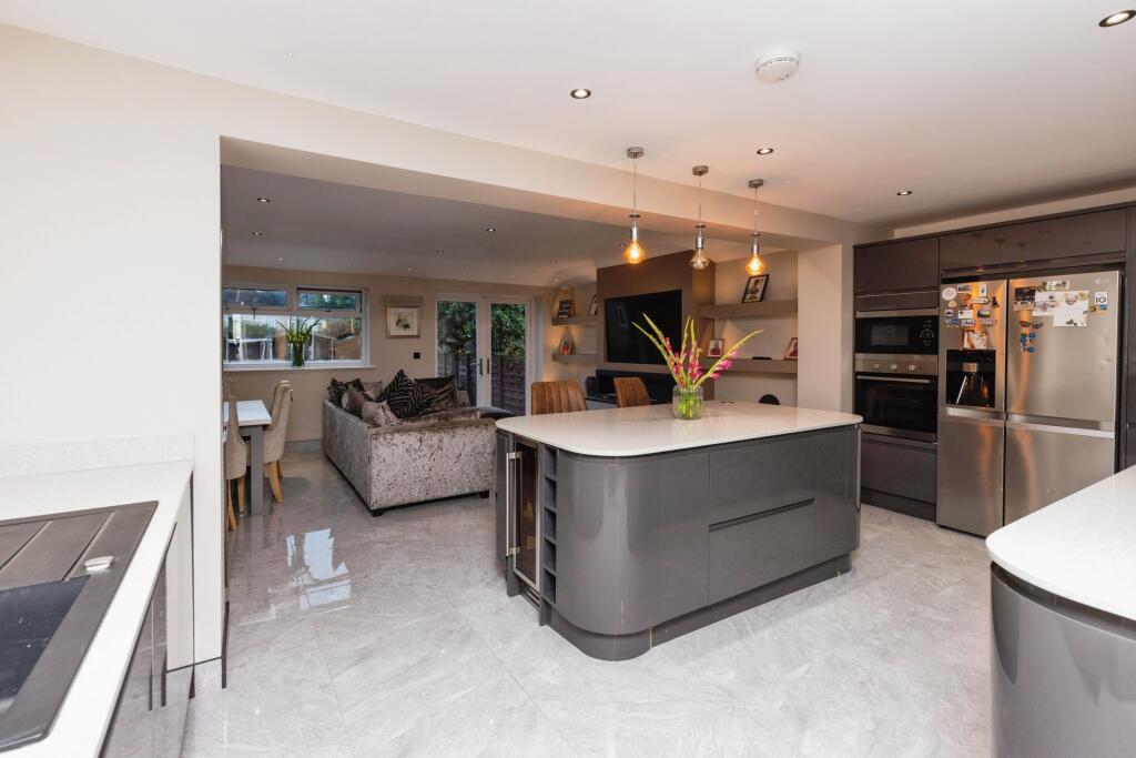 Additional image 2 of Moorlands Road, Bradford, BD11