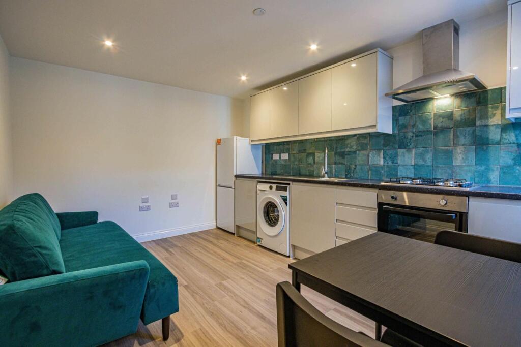 Main image of property: Colum Road, Cathays