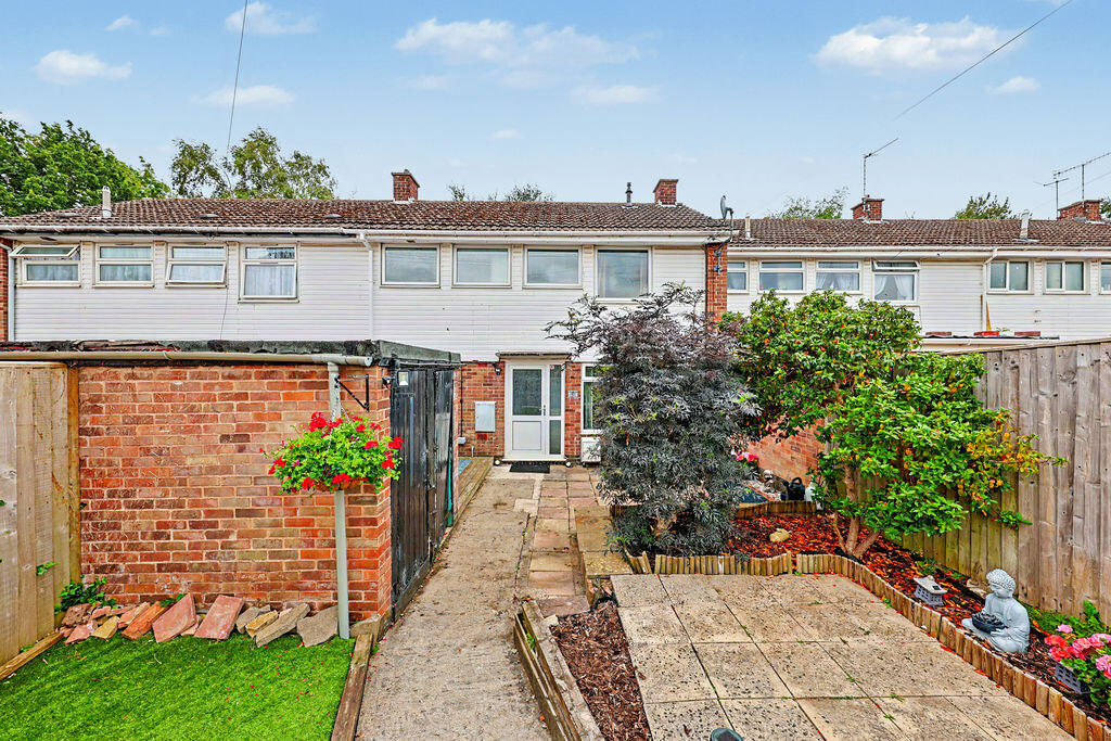 Main image of property: Grasscroft Close, Loundsley Green, Chesterfield
