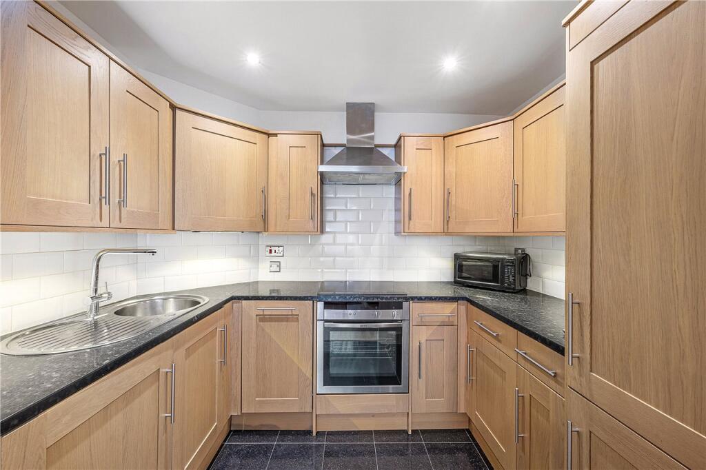 Apartment in London - View 4