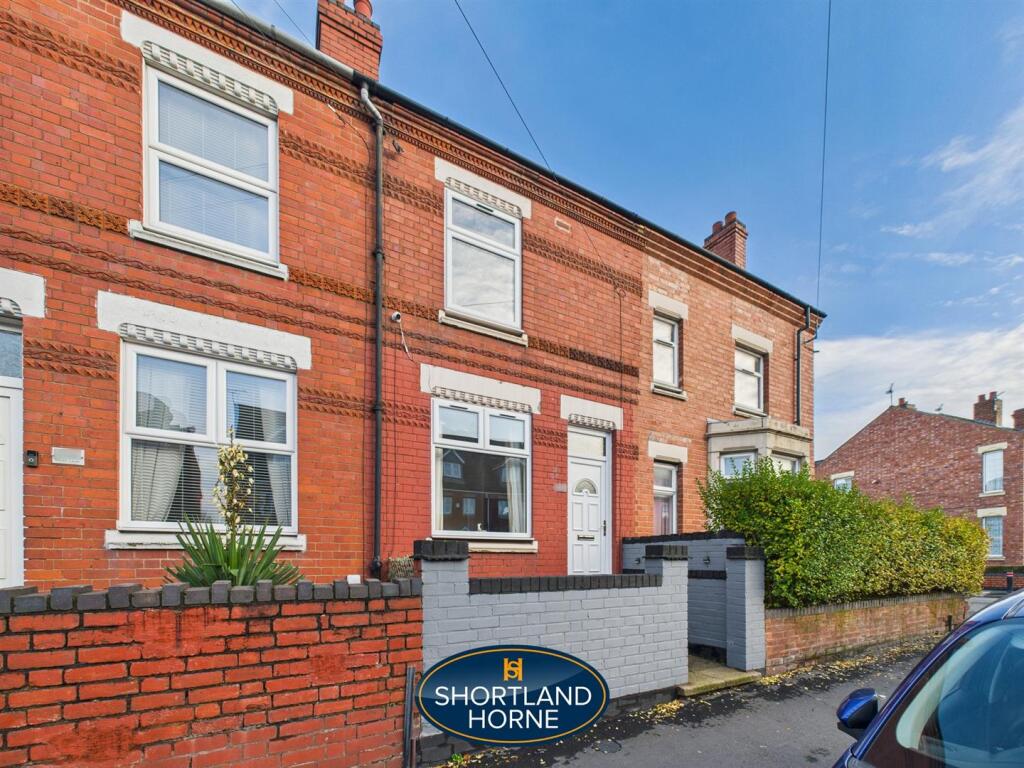 Main image of property: Swan Lane, Stoke, Coventry, CV2 4GG