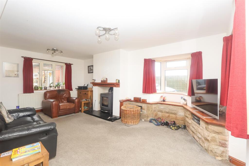 Mowbray Avenue, Dishforth, Thirsk photo 2