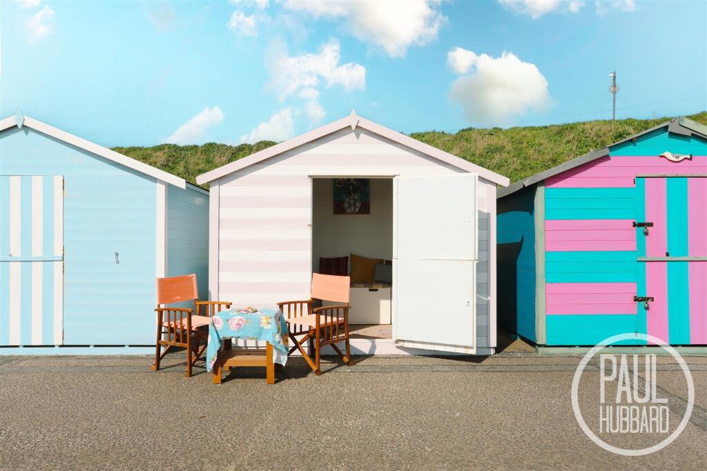 Main image of property: Beach Hut, Pakefield, NR33