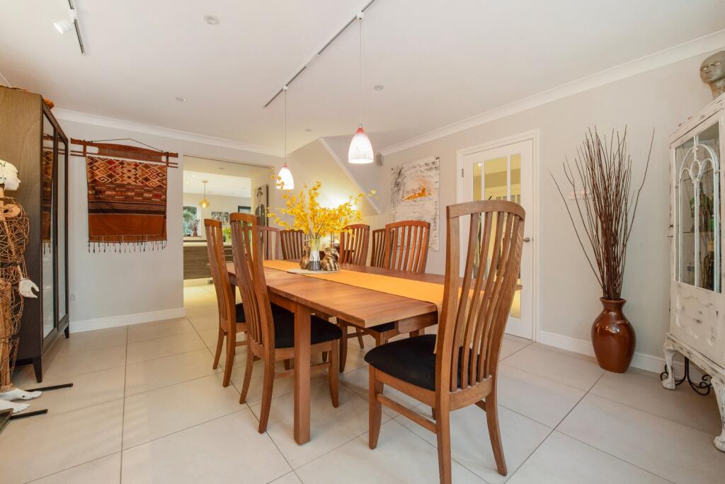 Malvern Road, Hill Brow, Liss, Hampshire photo 4