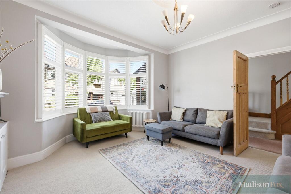 House in London, South Woodford - More