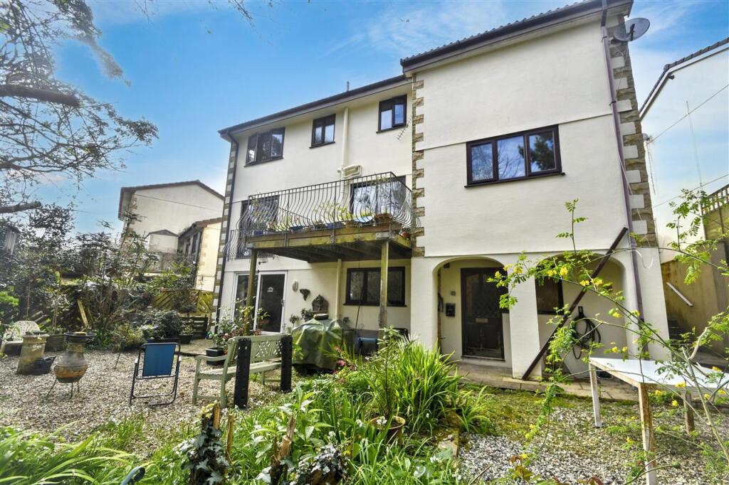 Main image of property: PENRYN