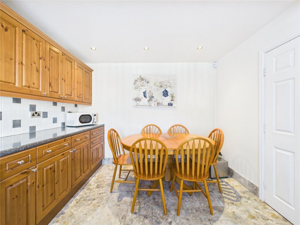 Bishport Close, Withywood, BS13 photo 4