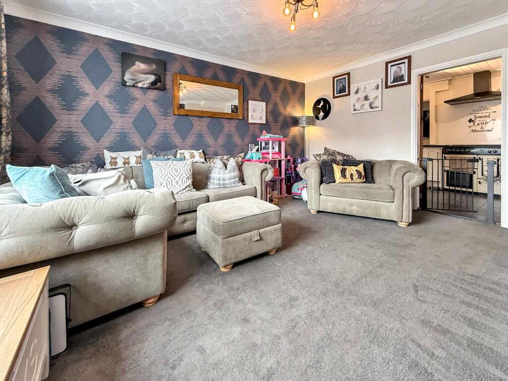 Eastfield Road, Driffield, East Riding of Yorkshire, YO25 photo 3