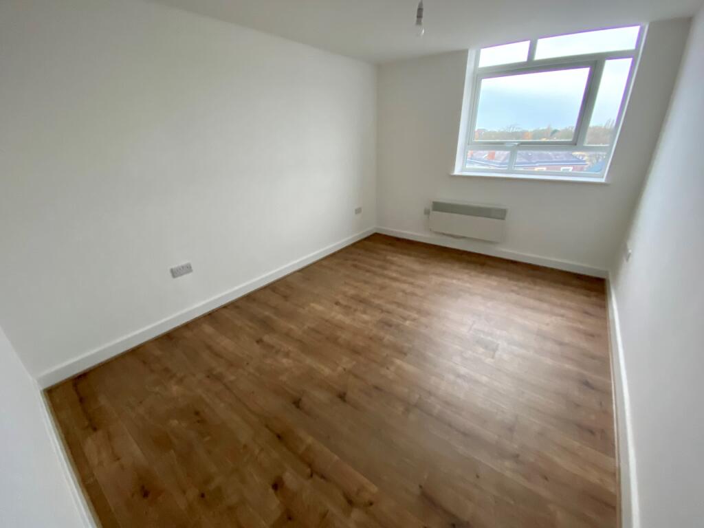 Apartment in Liverpool - View 5