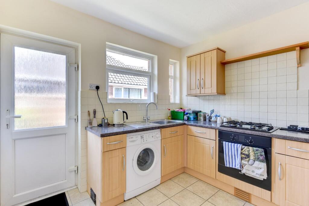 Crabtree Lane, Lancing photo 3