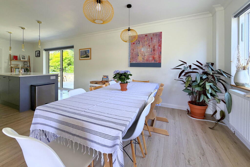 House in Batheaston, Bath and North East Somerset - More