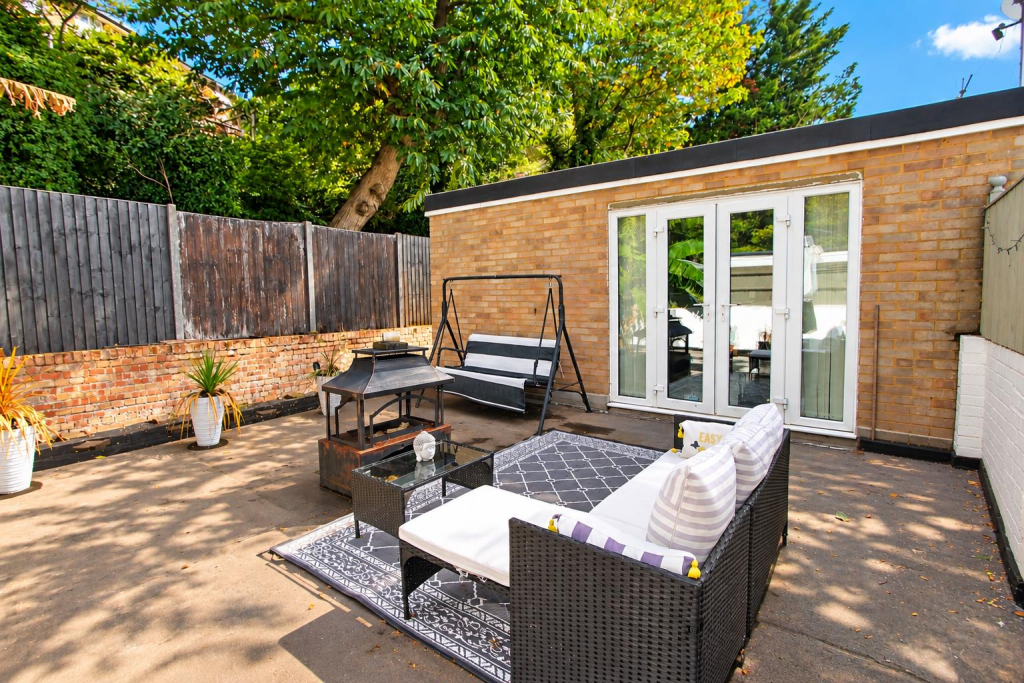 Apartment in Croydon