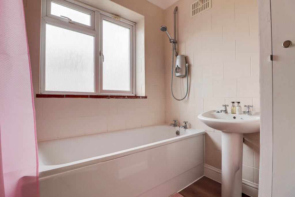 Additional image 9 of Pondfield Crescent, St Albans, AL4