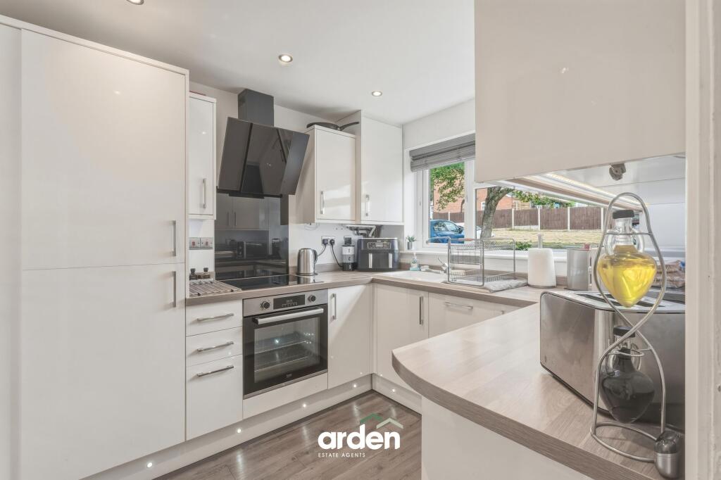 House in Redditch, Church Hill North - View 3