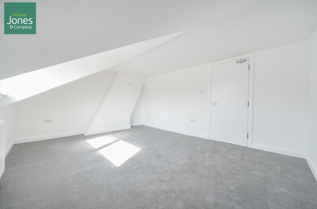 Apartment in Brighton - More