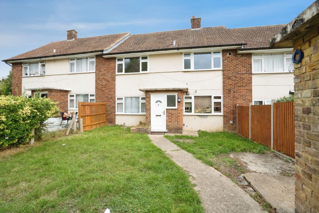 Main image of property: Southbourne Gardens, Ruislip, HA4