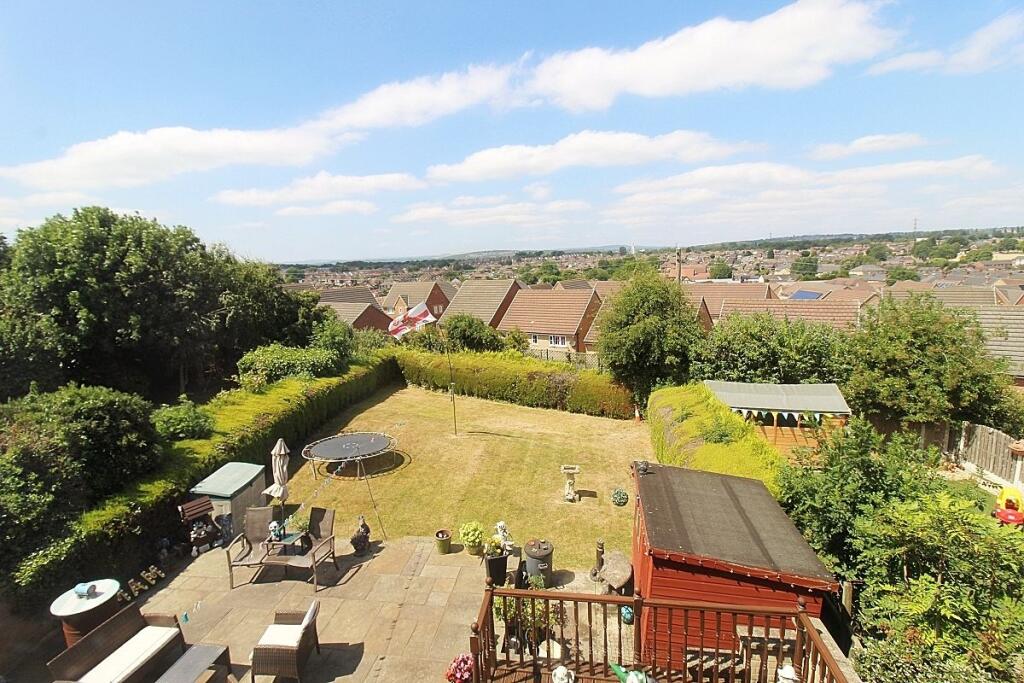 Sunnybank Crescent, Brinsworth, Rotherham photo 3