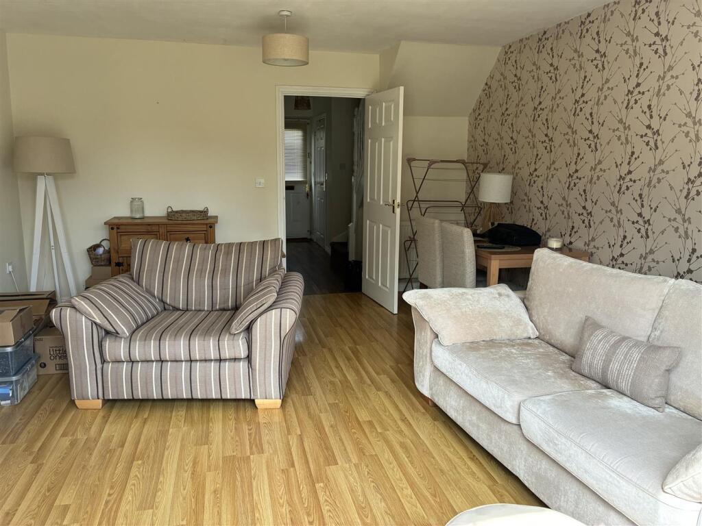 Pumphouse Way, Oldbury photo 5
