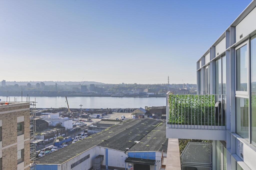 Apartment in London - View 4