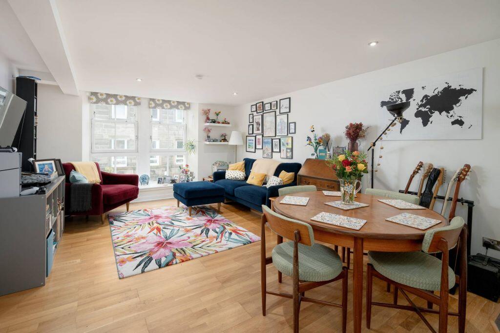 Main image of property: 14/7 Hermand Crescent, Slateford, Edinburgh, EH11 1LP