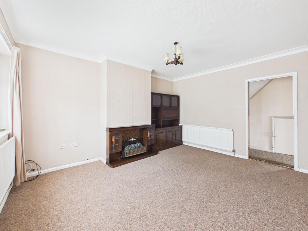 House in Ashfield, Sutton in Ashfield, Nottinghamshire - View 3
