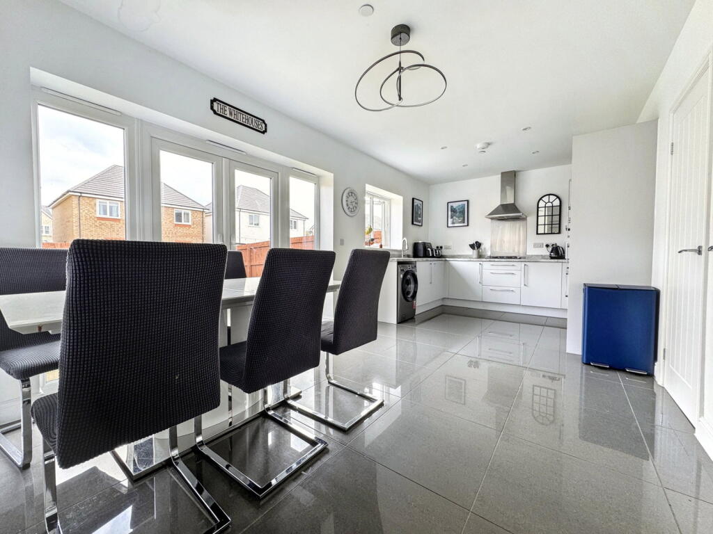 House in Llandudno - View 3