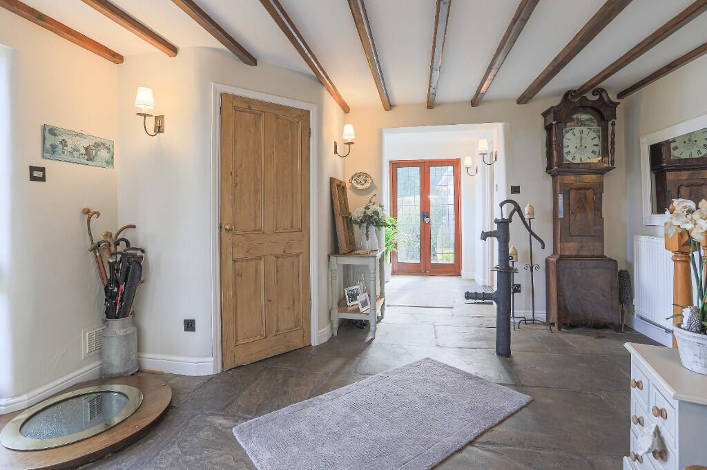 Millhouse, Darrington Road, Pontefract, West Yorkshire, WF8 photo 2