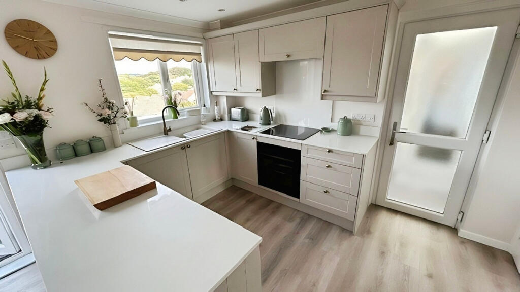 House in Plymouth, Hooe - View 4