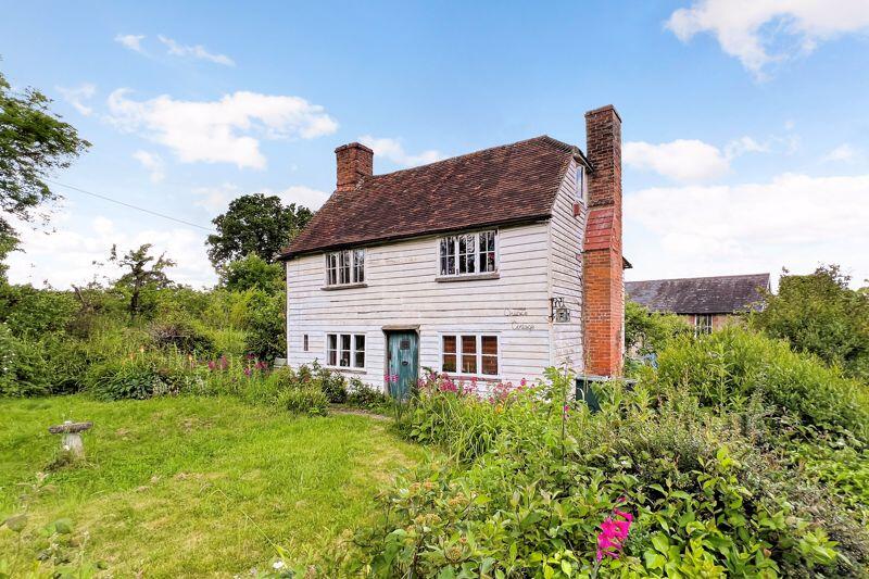 3-bed detached on Shadoxhurst, £210,000