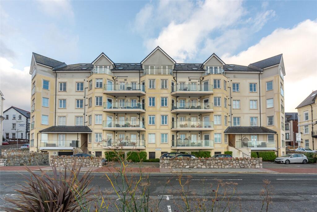 Main image of property: West Promenade, Rhos on Sea, Colwyn Bay, Conwy, LL28