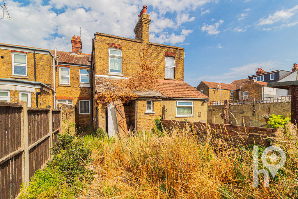 Apartment in Swale, Sheerness - View 3