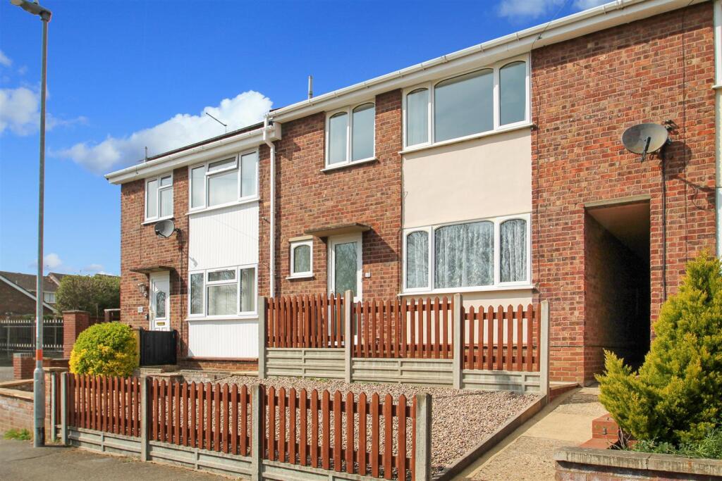 Main image of property: NN9 Smithfield Place, Raunds