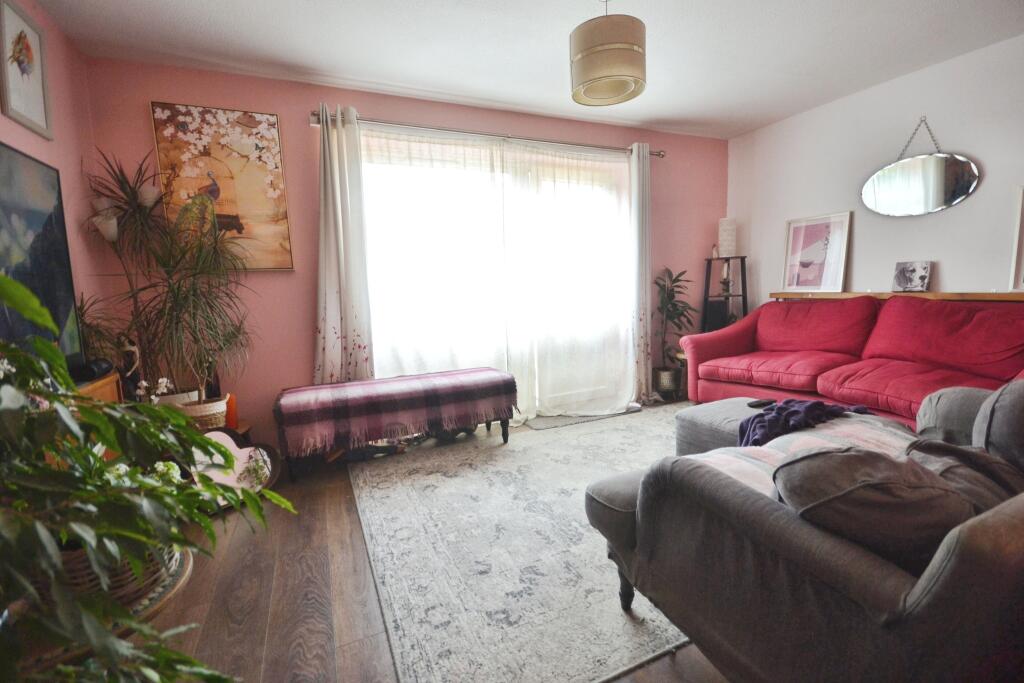 Ellis Close, Arundel, BN18 photo 4
