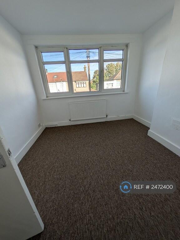 House in Romford - View 4