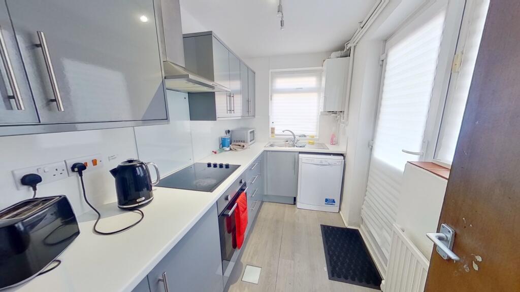 House in Nottingham - View 3