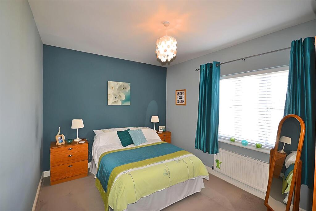 House in Weymouth, Dorset - More