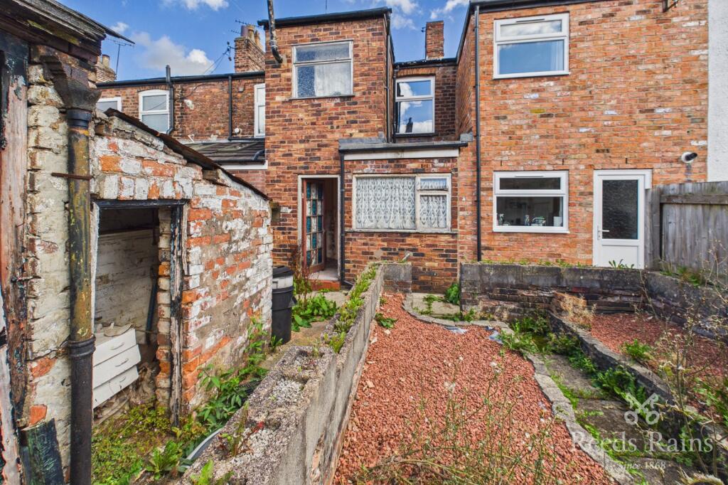 House in Macclesfield, Moss Rose - More