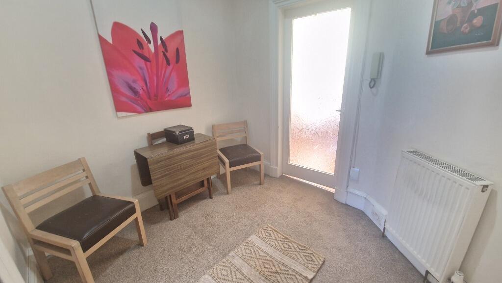 Apartment in Glasgow - More