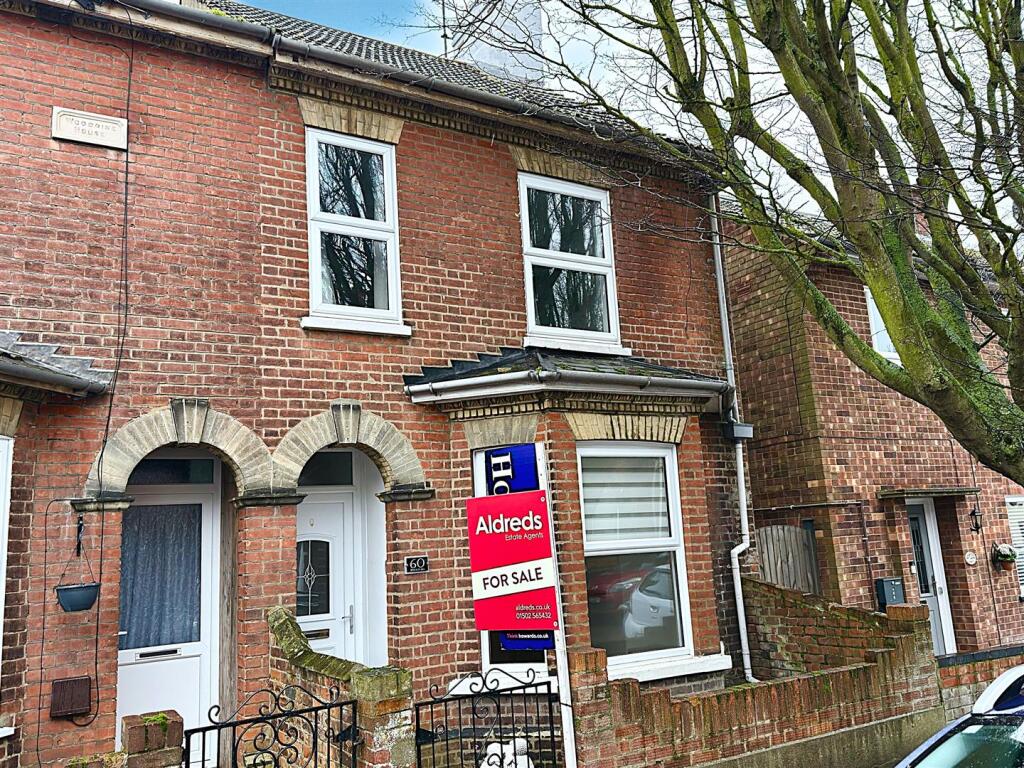 Main image of property: Ipswich Road, Lowestoft